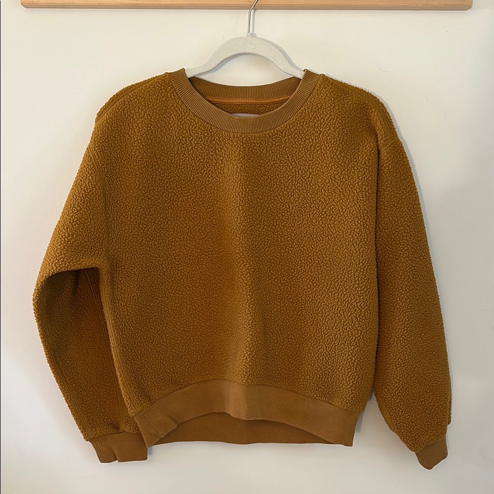 Everlane Fleece ReNew Crewneck Sweatshirt. Size S. Color: Dark Mustard.